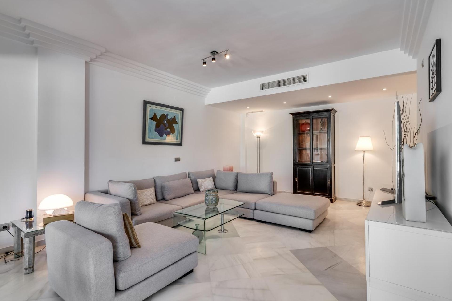 Molo Residences Boutique Apartments & Spa マルベーリャ エクステリア 写真