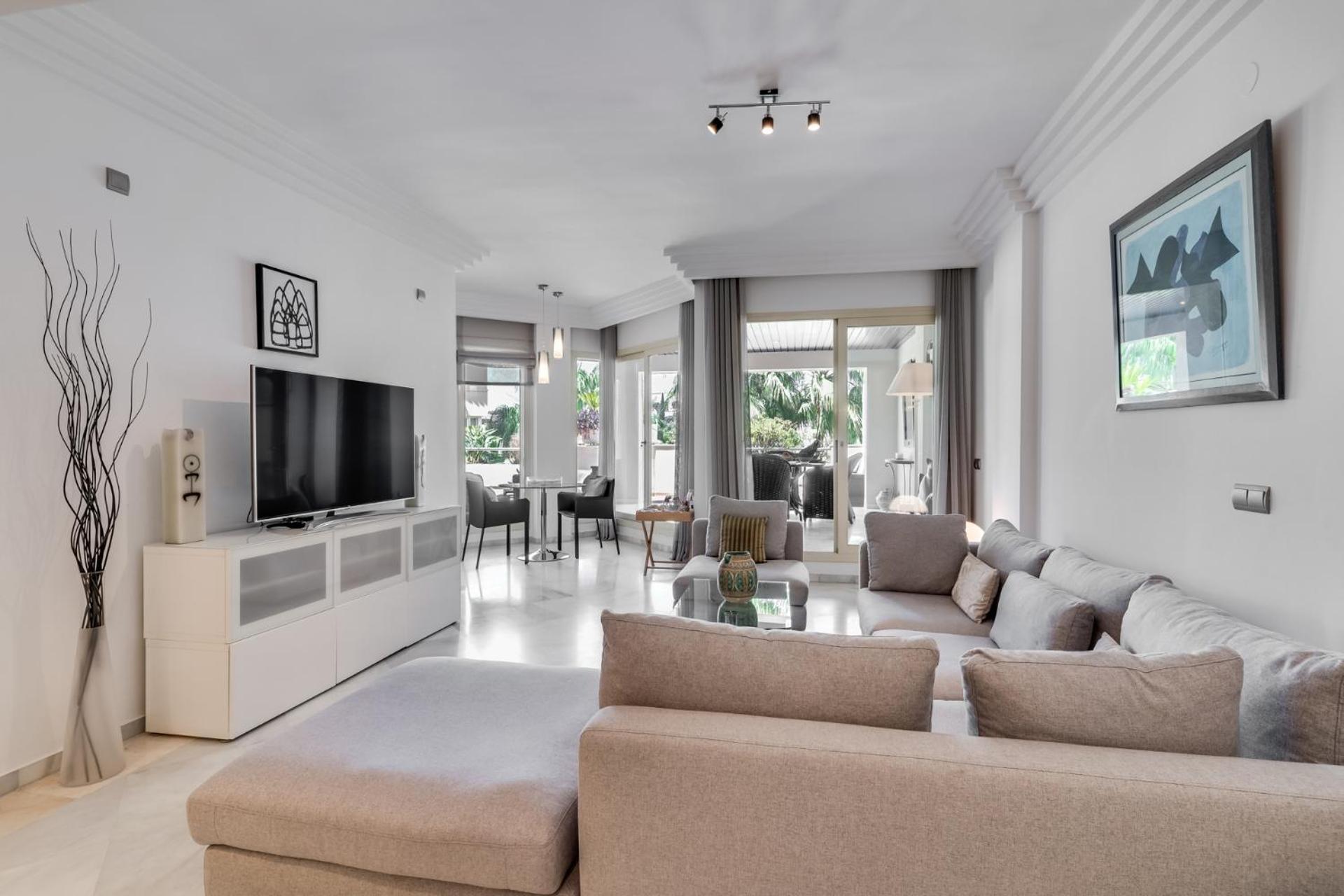 Molo Residences Boutique Apartments & Spa マルベーリャ エクステリア 写真