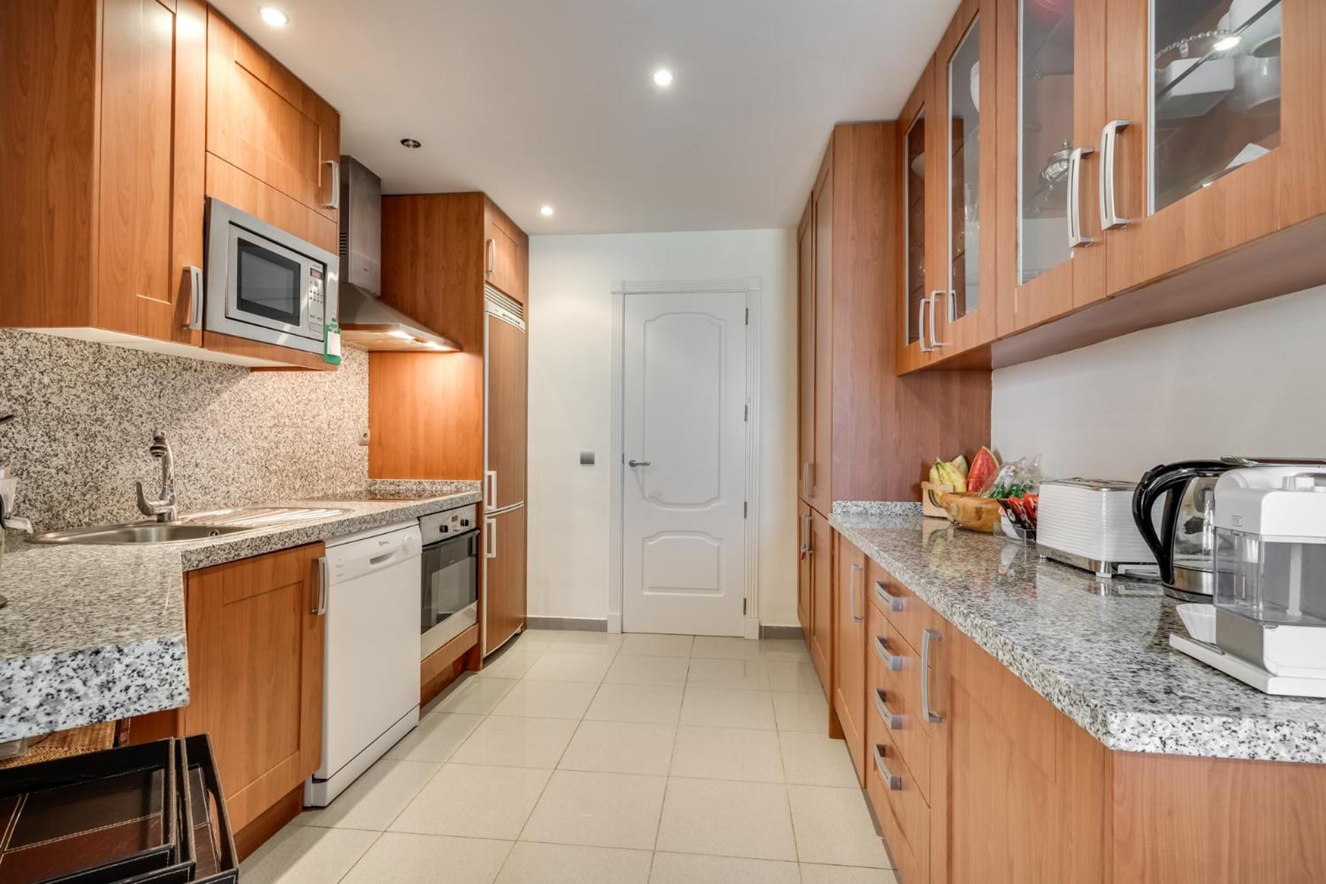 Molo Residences Boutique Apartments & Spa マルベーリャ エクステリア 写真