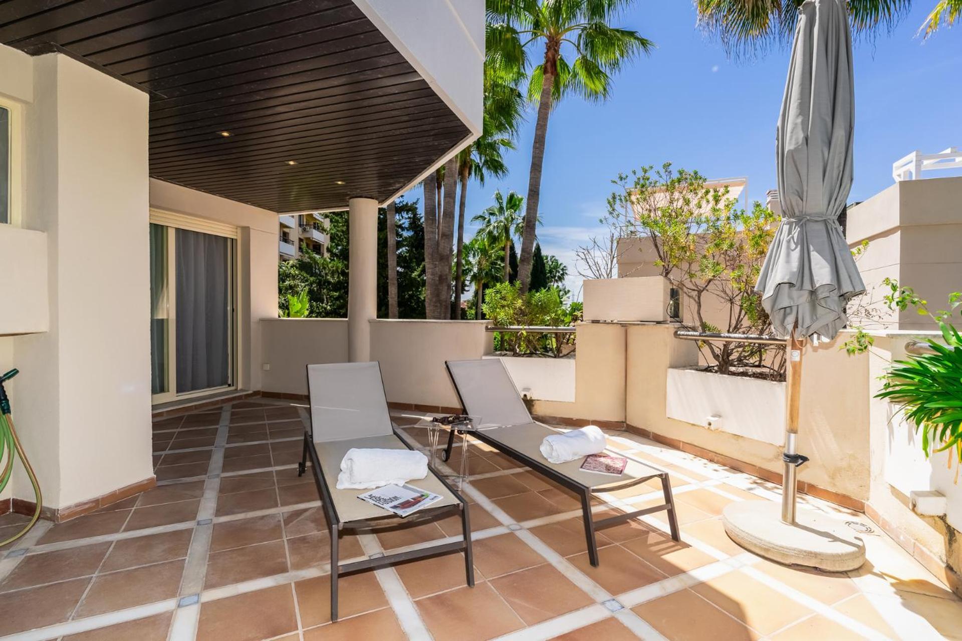 Molo Residences Boutique Apartments & Spa マルベーリャ エクステリア 写真