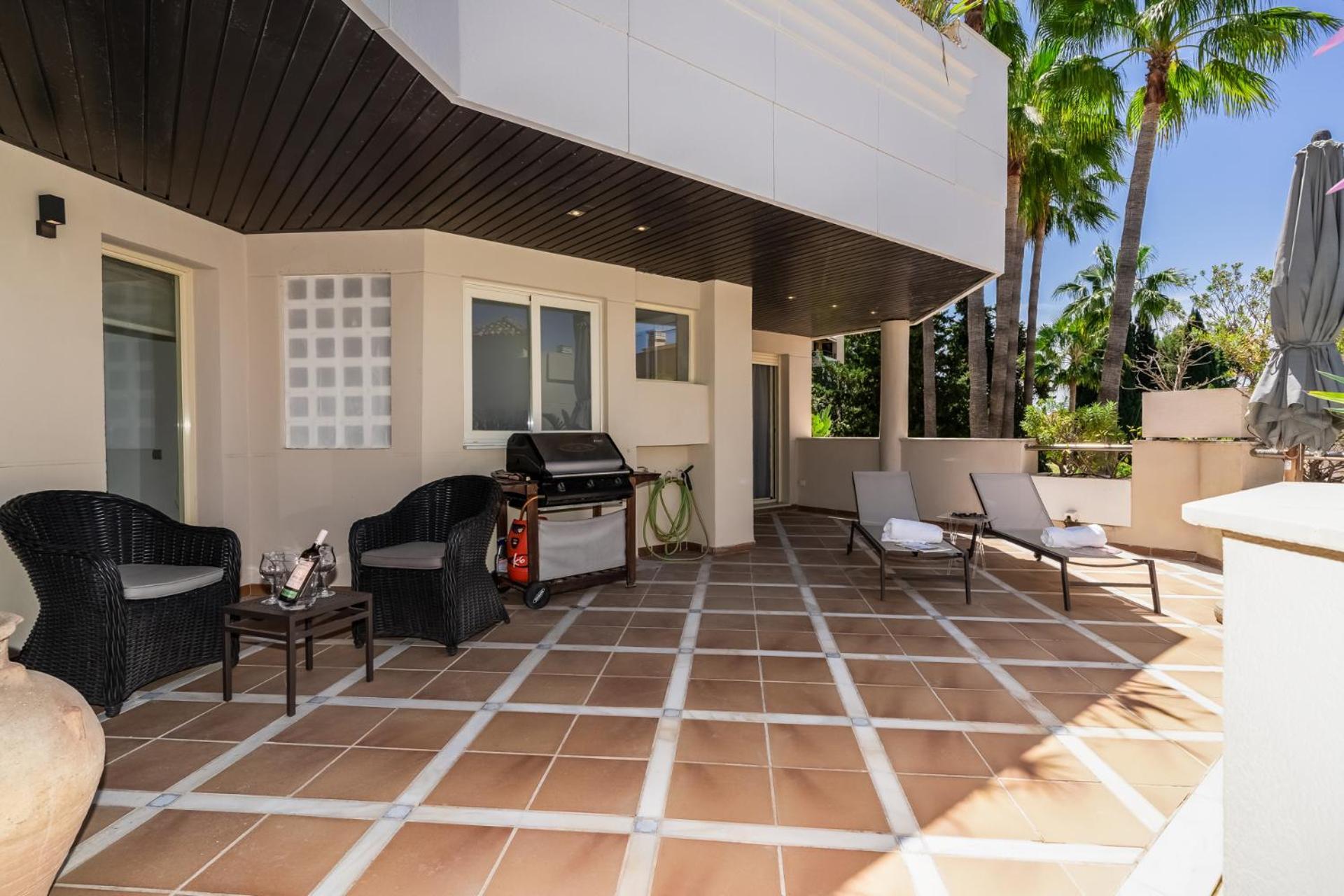 Molo Residences Boutique Apartments & Spa マルベーリャ エクステリア 写真