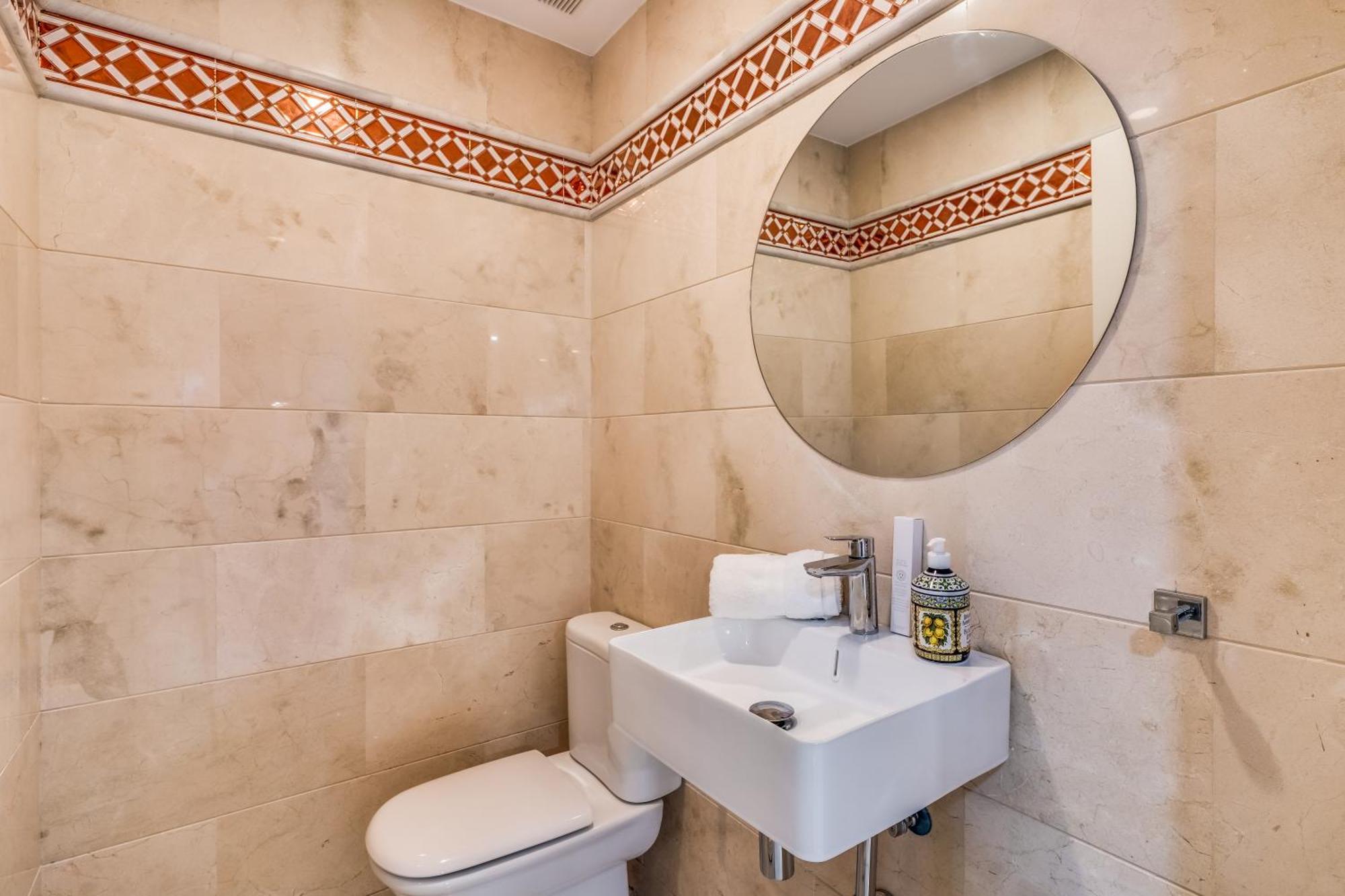 Molo Residences Boutique Apartments & Spa マルベーリャ エクステリア 写真