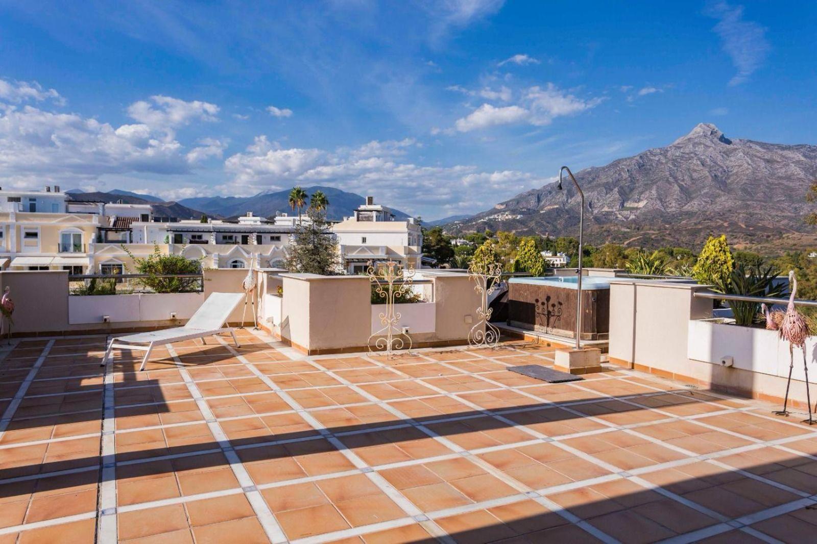 Molo Residences Boutique Apartments & Spa マルベーリャ エクステリア 写真