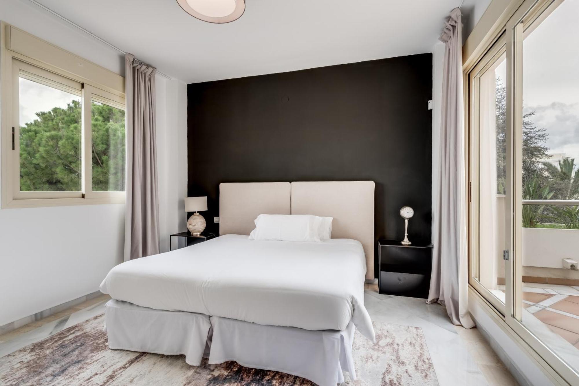 Molo Residences Boutique Apartments & Spa マルベーリャ エクステリア 写真
