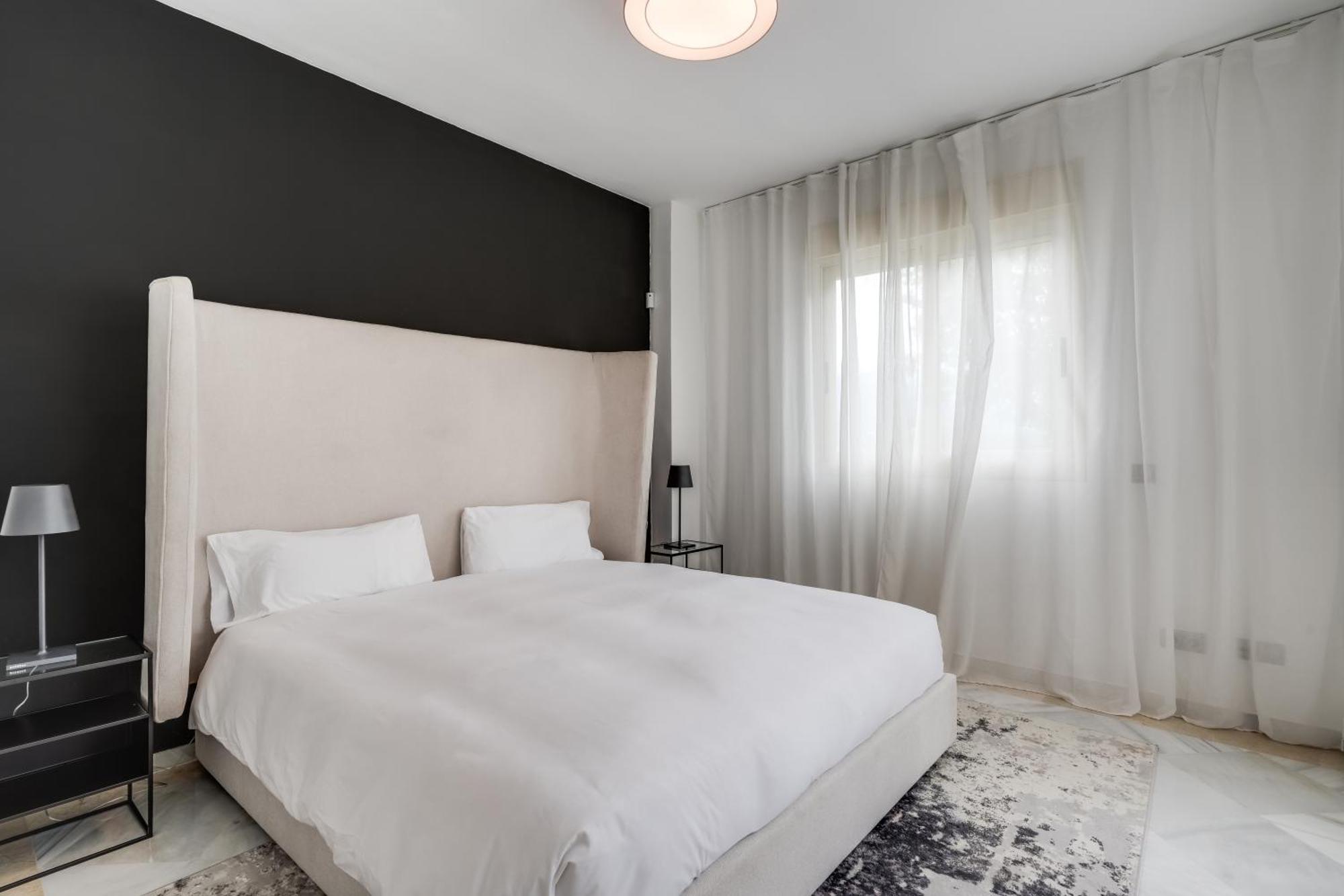 Molo Residences Boutique Apartments & Spa マルベーリャ エクステリア 写真